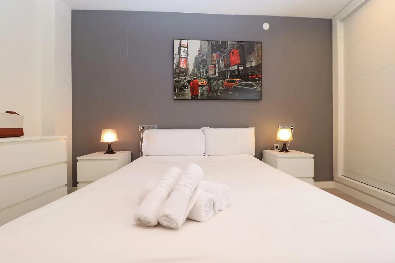 Apartamento Del Parque Flats Hernan Ruiz Málaga España
