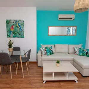 Holidays By The Sea Apartamento Málaga